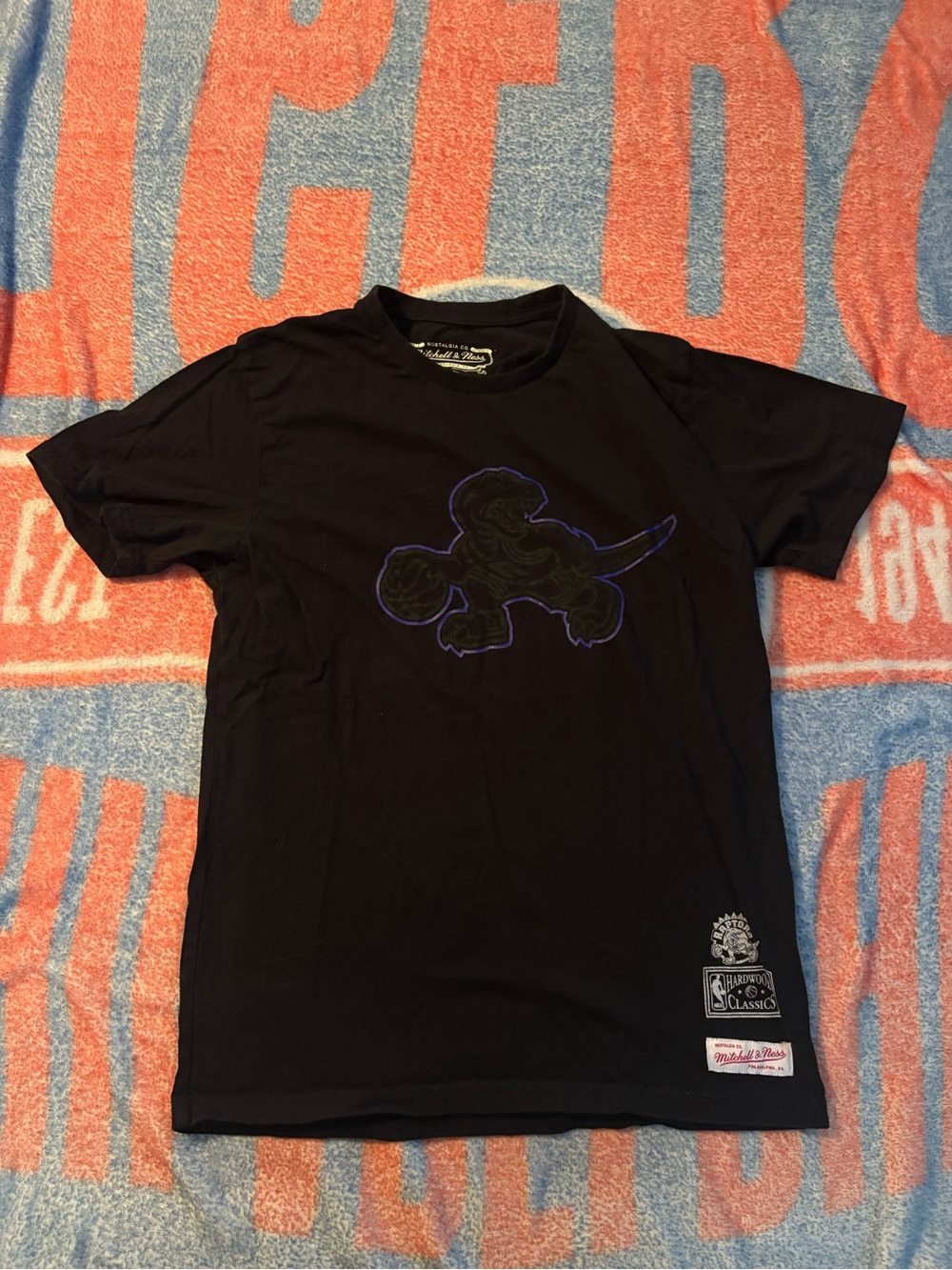 Mitchell And Ness Toronto Raptors Tshirt Size Large